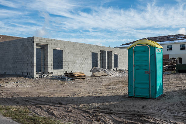 Best Sanitation services for porta potties  in Toppenish, WA